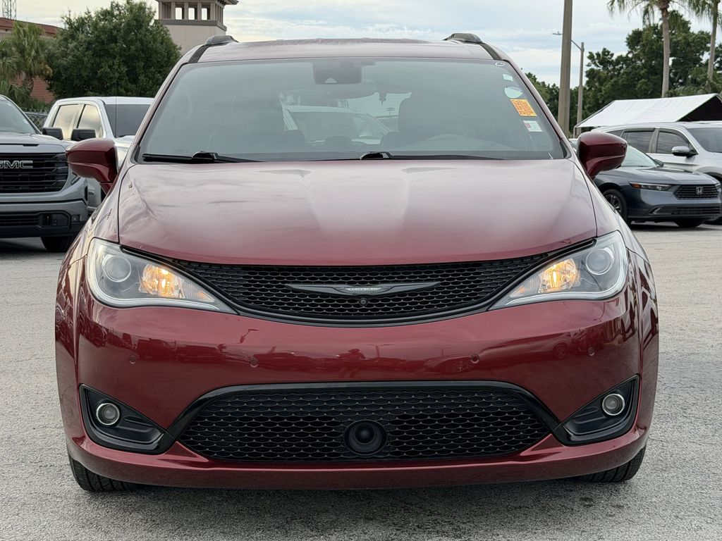 used 2019 Chrysler Pacifica car, priced at $15,392