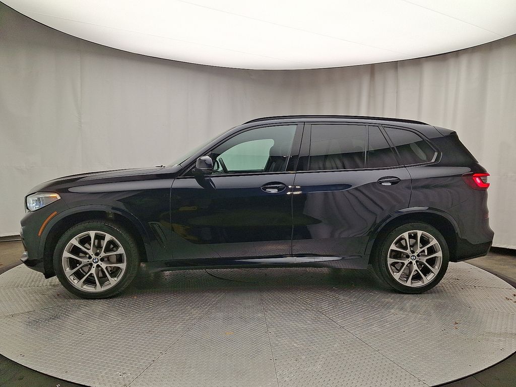 Thumbnail: 2023 BMW X5 - 7