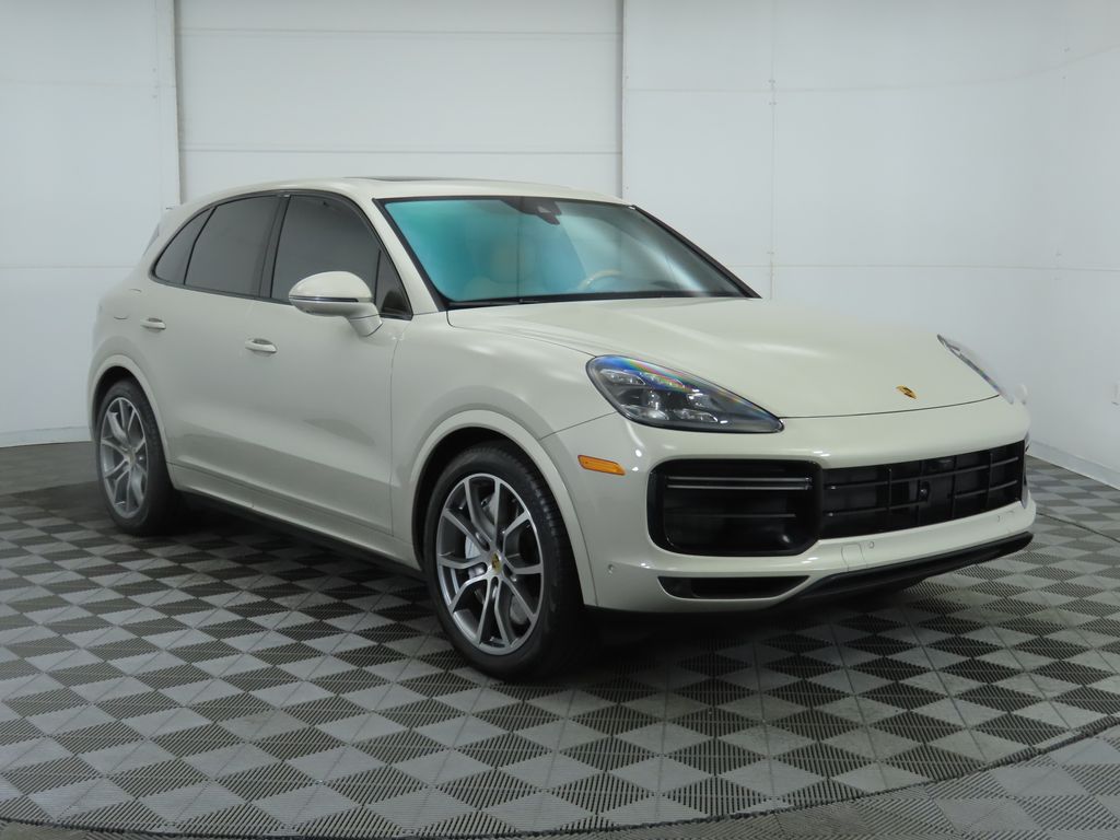 2022 Porsche Cayenne Turbo 7