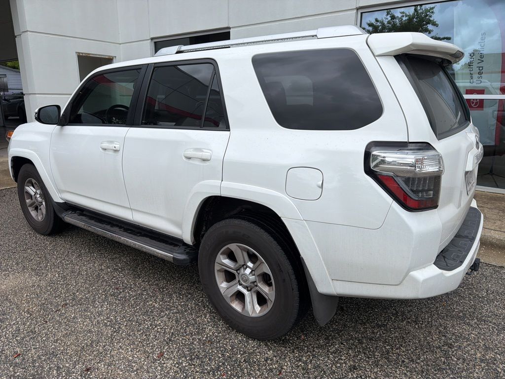 Used 2018 White Toyota SR5 Premium image 2