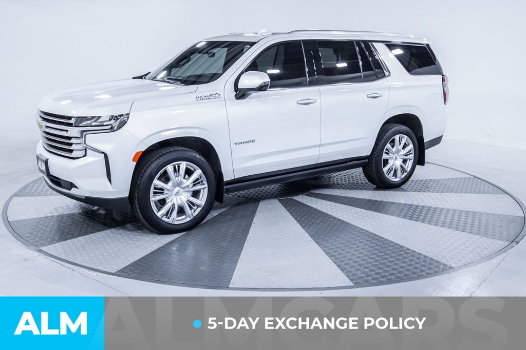Used 2023 White Chevrolet High Country image 3