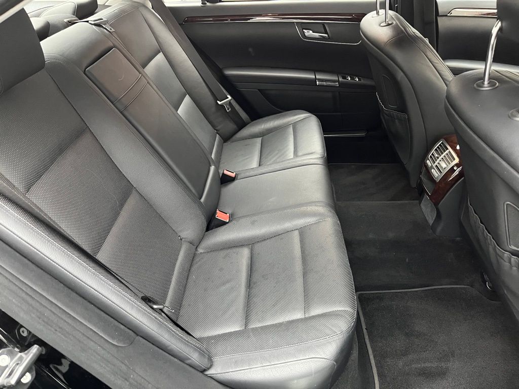 Thumbnail: 2012 Mercedes-Benz S-Class - 27