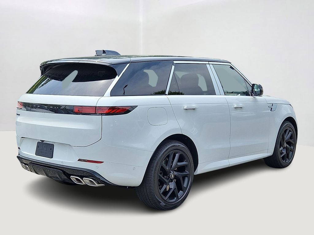 Thumbnail: 2025 Land Rover Range Rover Sport - 3