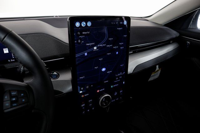 New 2023 White Ford California Route 1 image 21