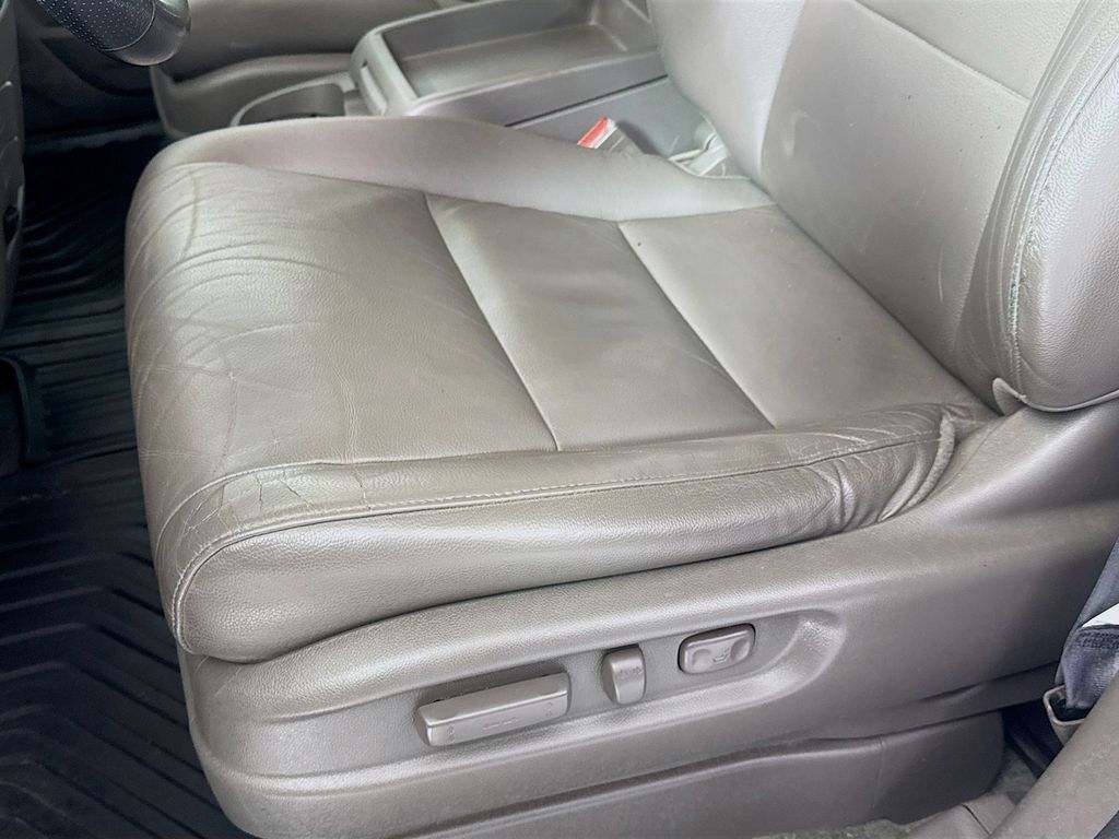 Used Car 2016 Honda Odyssey  Ex-l For Sale Under $20,000 In Austin, Texas