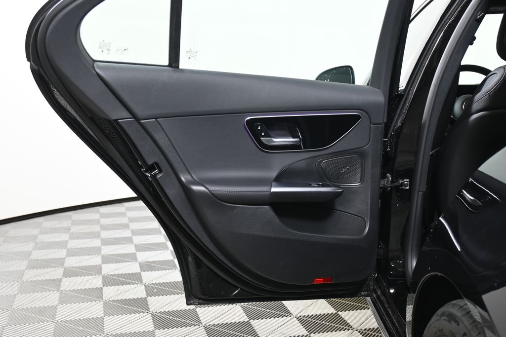 Thumbnail: 2025 Mercedes-Benz C-Class - 30