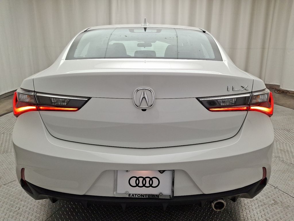 2019 Acura ILX  5
