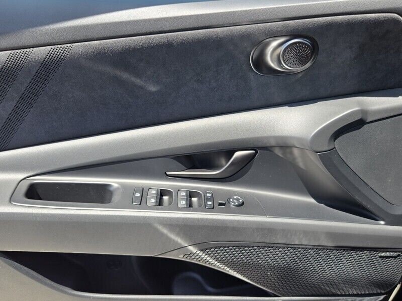 2026 Hyundai Elantra - $38,095