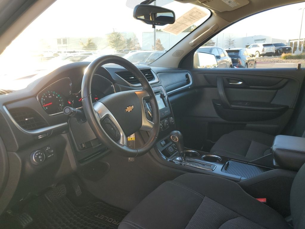 Used Car 2016 Chevrolet Traverse  Lt For Sale Under $15,000 In Austin, Texas