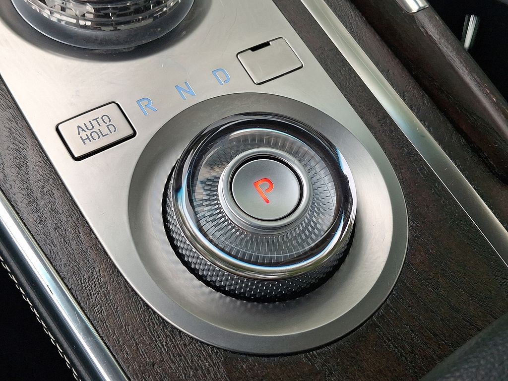 Thumbnail: 2024 Genesis GV80 - 15