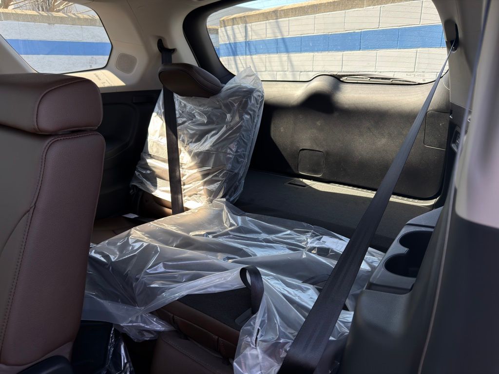 Thumbnail: 2026 Honda Pilot - 20