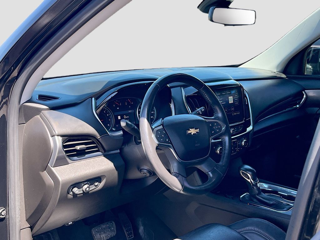 Used 2021 Black Chevrolet Premier image 9