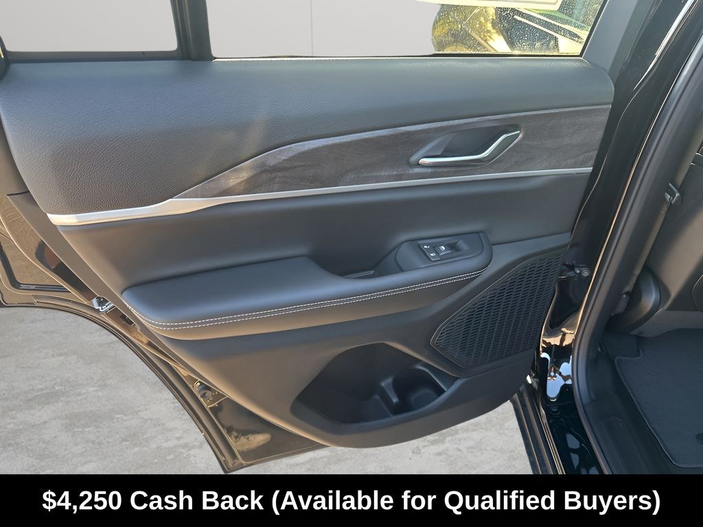 New Car 2025 Jeep Grand Cherokee  Limited For Sale Under $40,000 In Austin, Texas