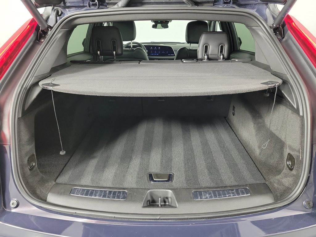 2025 Cadillac XT4 Premium Luxury - 7