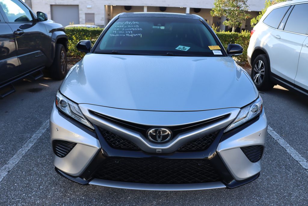 2018 Toyota Camry XLE 5