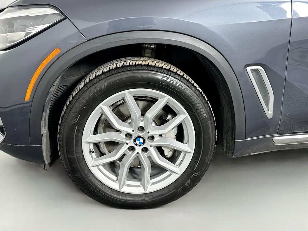 2019 BMW X5 xDrive40i 32