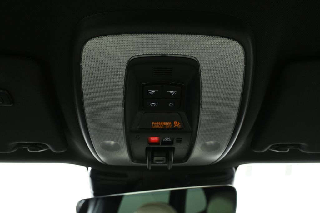 Thumbnail: 2016 Volvo XC60 - 22