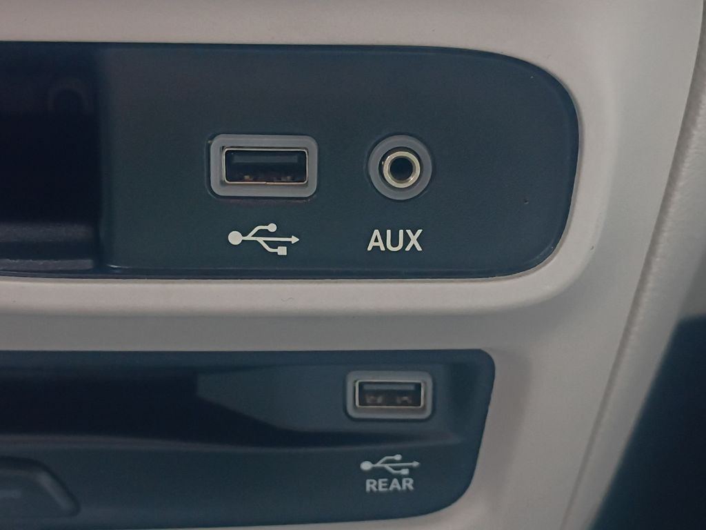 Used Car 2017 Chrysler Pacifica  Limited For Sale Under $12,000 In Austin, Texas