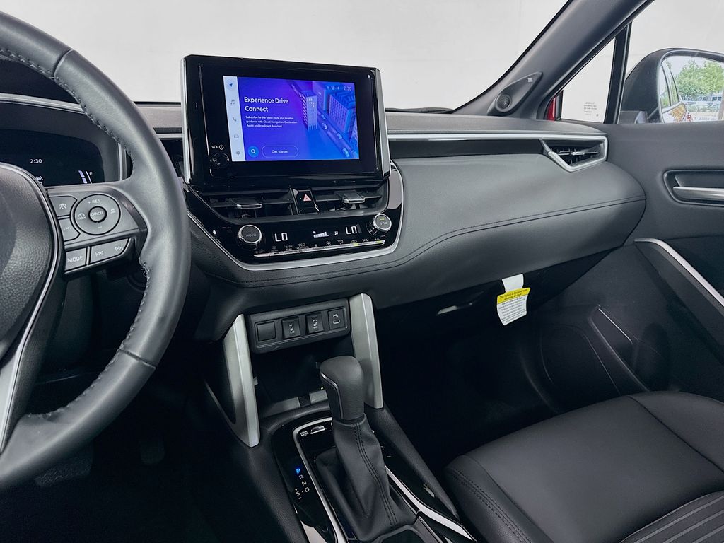 Thumbnail: 2025 Toyota Corolla Cross - 22