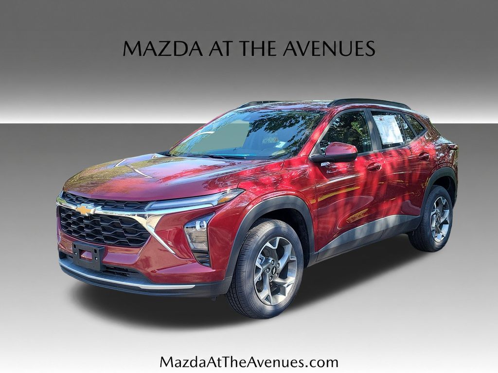 Red (Crimson) 2025 Chevrolet Trax SUV / Crossover Front-Wheel Drive 6-Speed Automatic