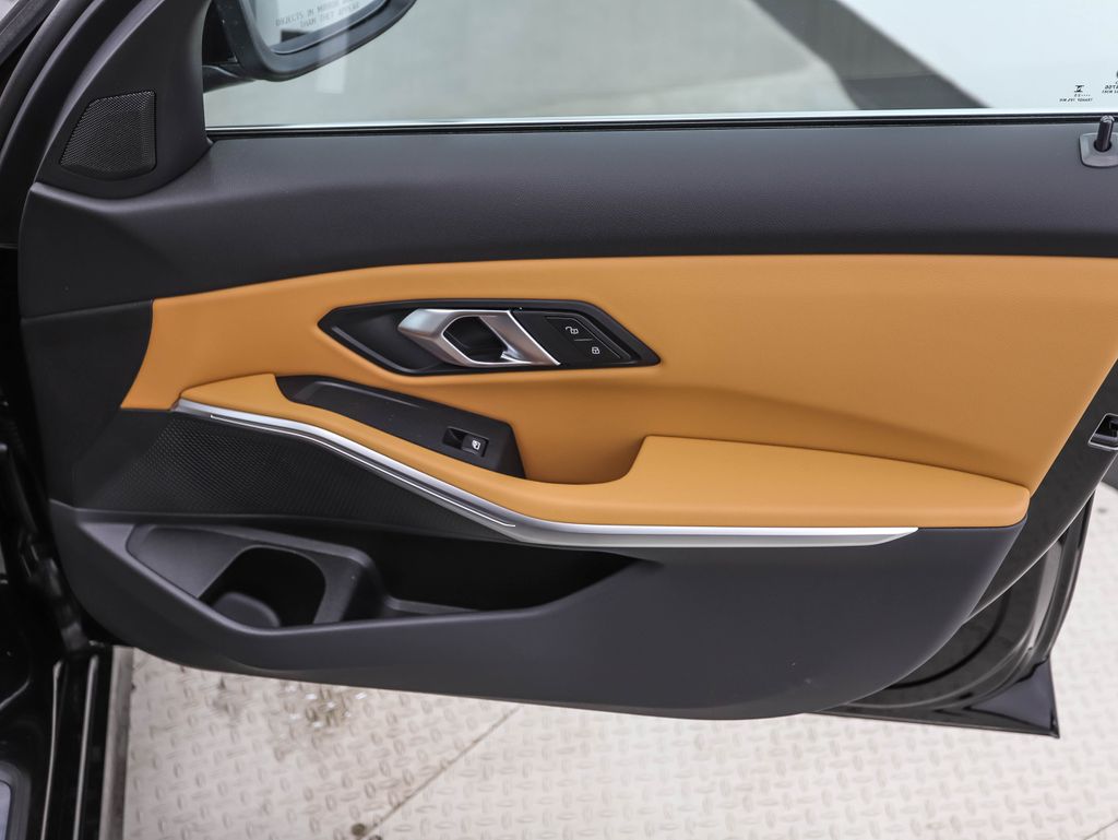 2025 BMW 3 Series 330i xDrive 28