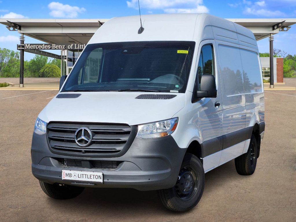 2024 Mercedes-Benz Sprinter 3500 Cargo 144 WB 1