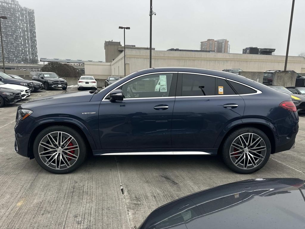 Thumbnail: 2026 Mercedes-Benz GLE - 8