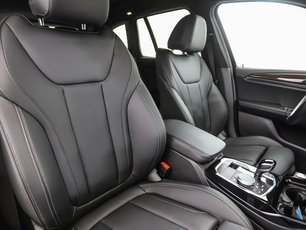 Thumbnail: 2022 BMW X3 - 32