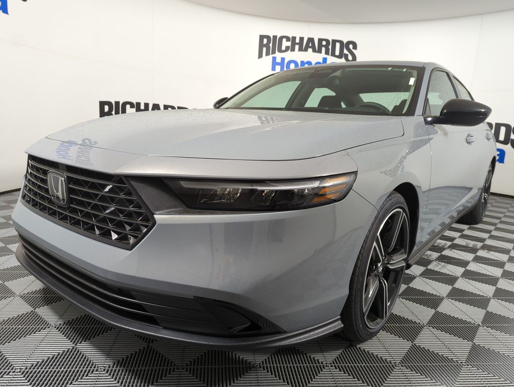 Urban Gray Pearl 2026 Honda Accord SE FWD Sedan Front-Wheel Drive Continuously Variable Transmission