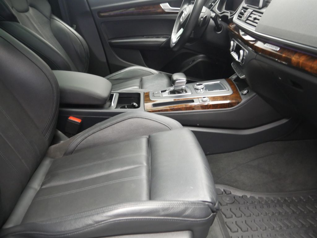 Thumbnail: 2018 Audi Q5 - 25