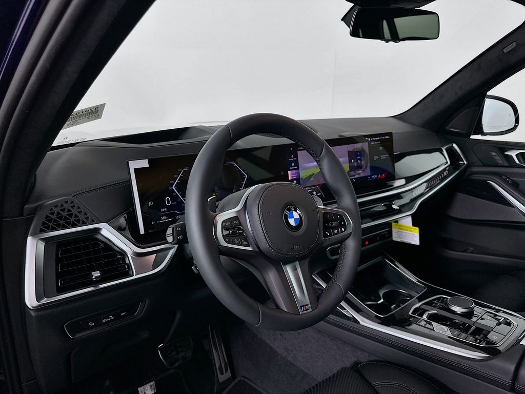 Thumbnail: 2026 BMW X7 - 9