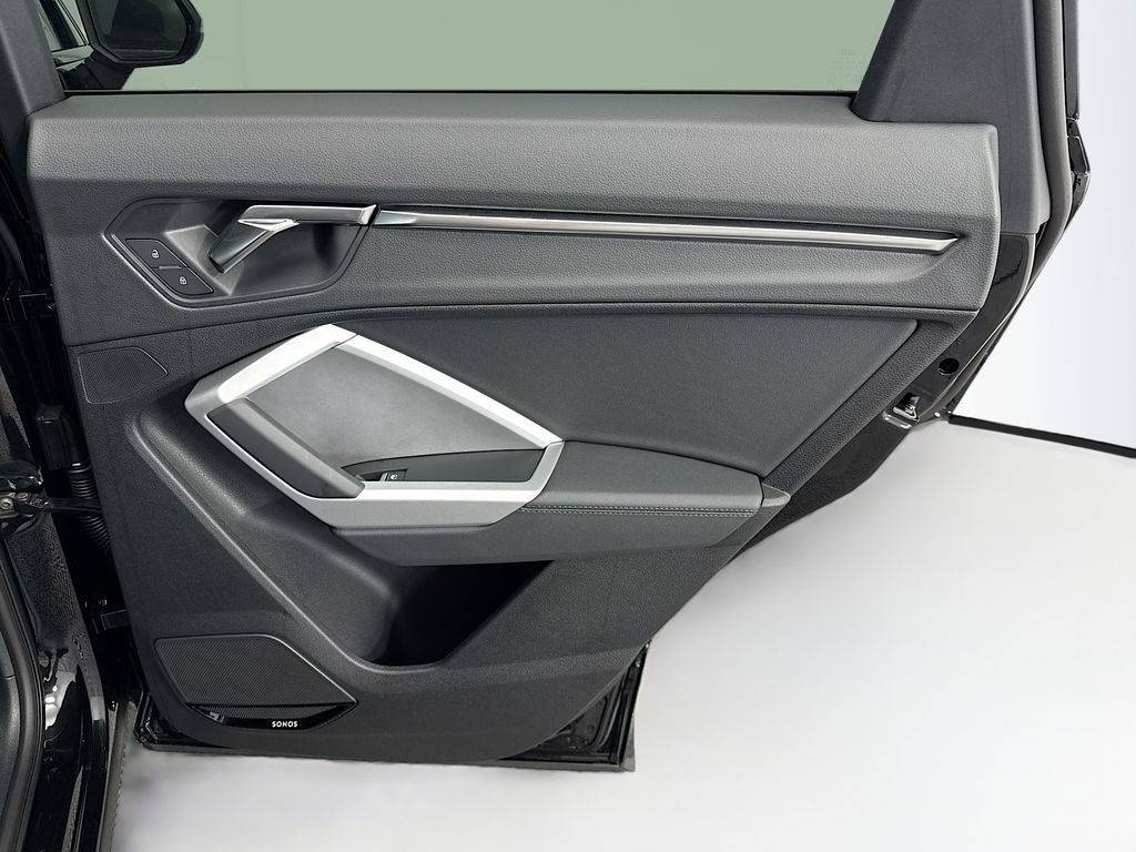 Thumbnail: 2025 Audi Q3 - 25