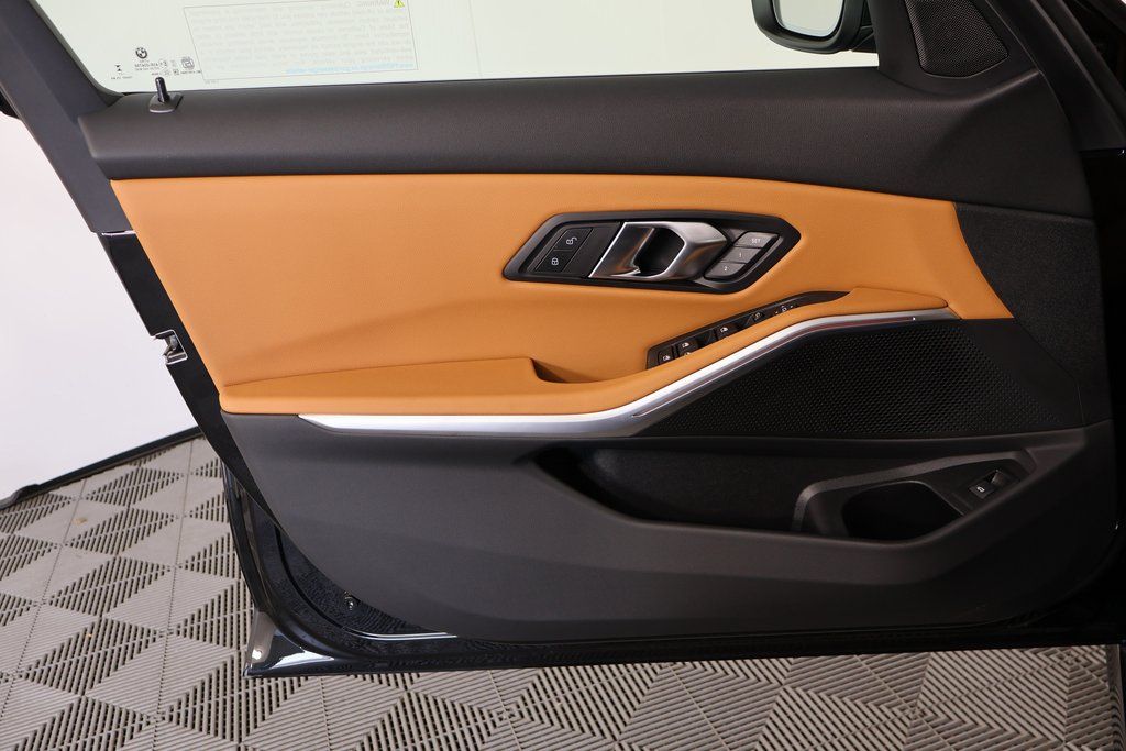 Thumbnail: 2025 BMW 3 Series - 7