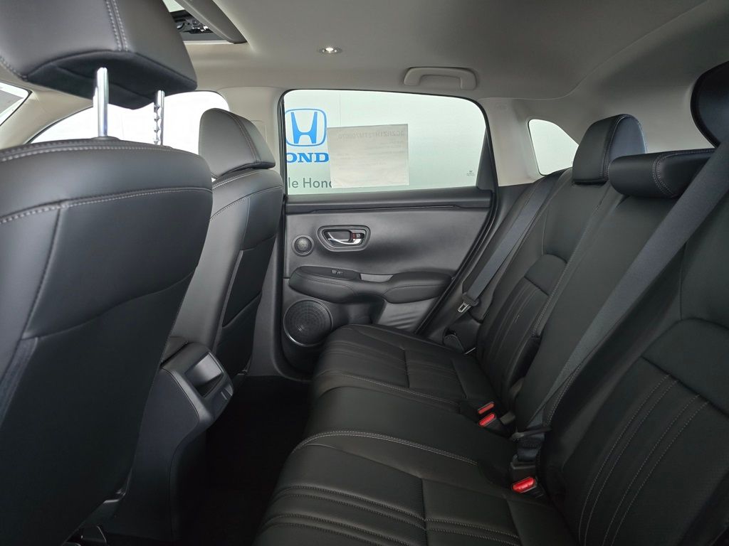 Thumbnail: 2027 Honda HR-V - 21