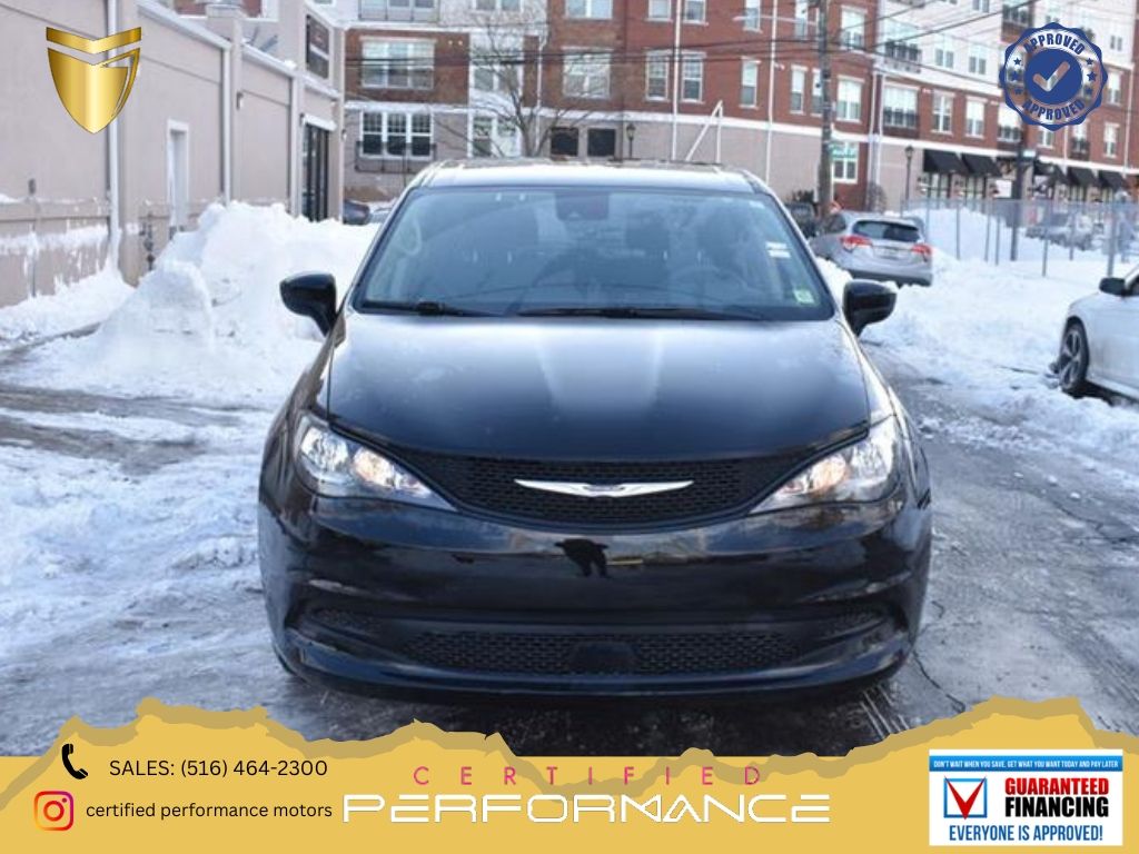 2024 Chrysler Voyager LX FWD