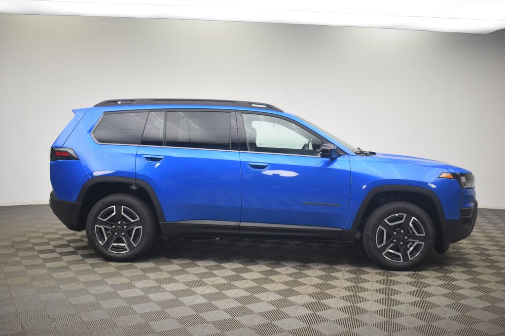new 2026 Jeep Cherokee car, priced at $32,796