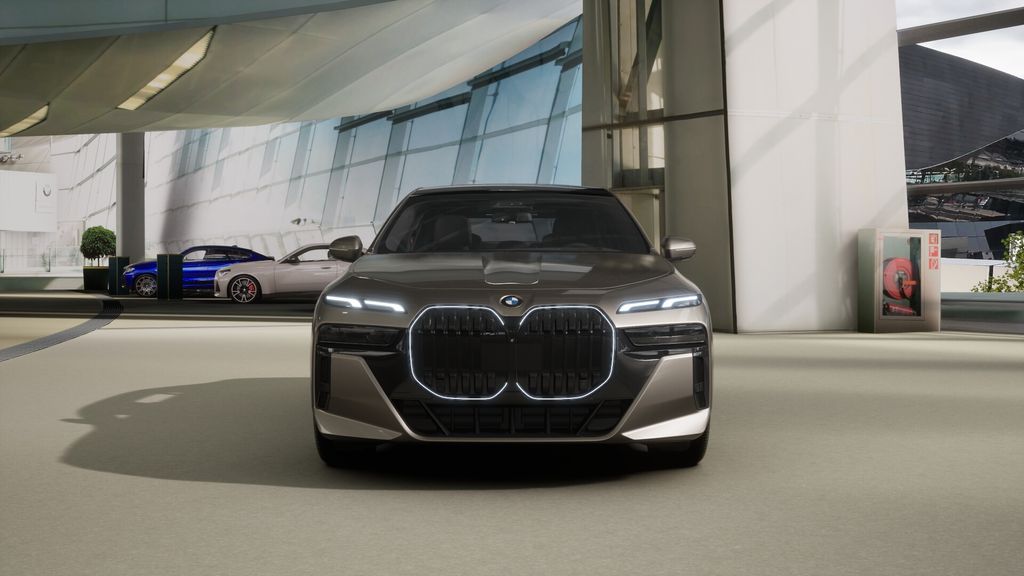 Thumbnail: 2025 BMW 7 Series - 3