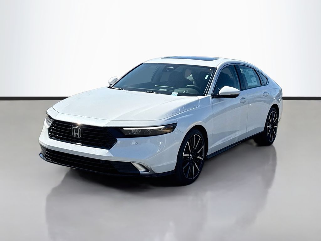 New 2026 White Honda Touring image 3