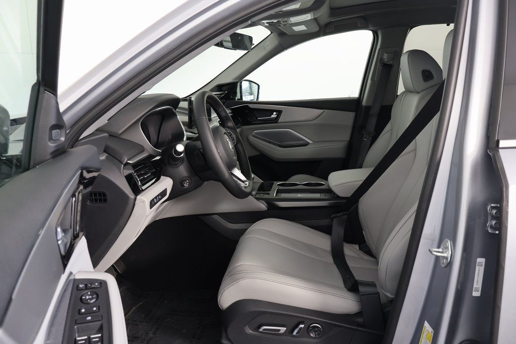 Thumbnail: 2026 Acura MDX - 5