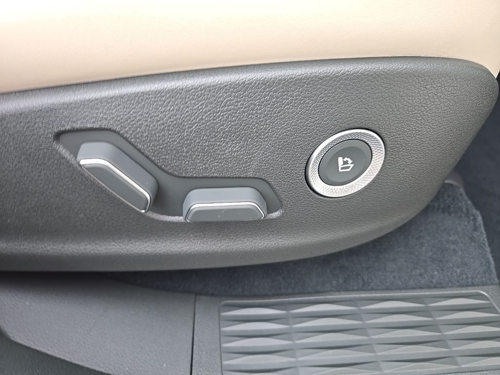 2025 Genesis GV80 3.5T 28