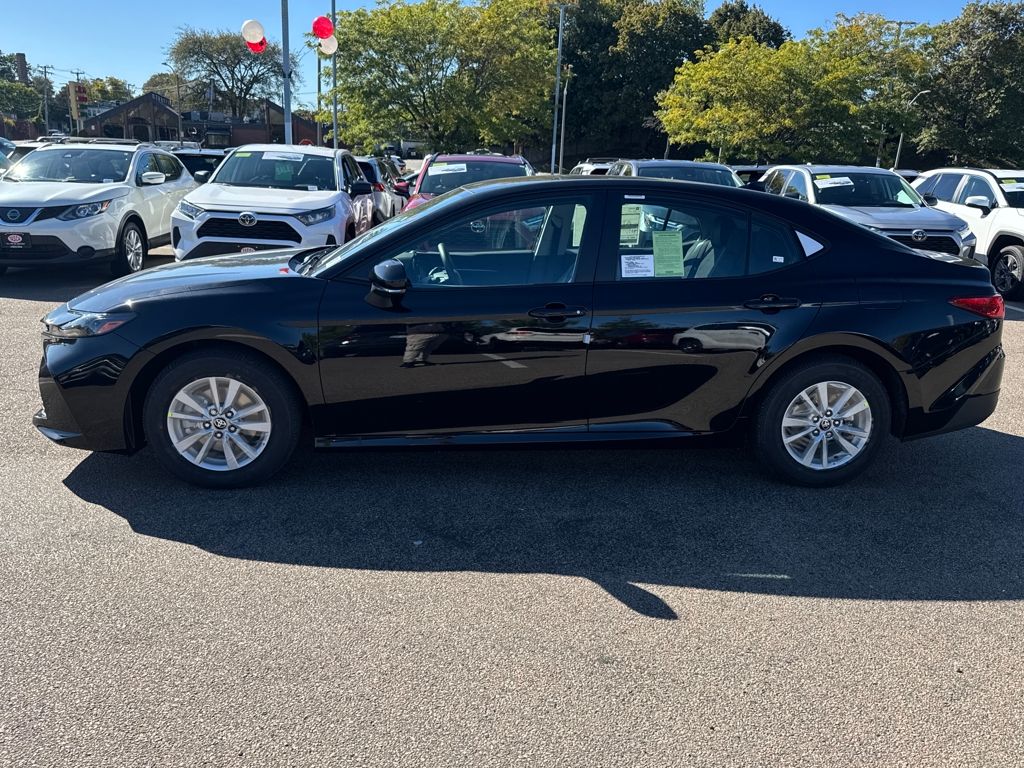 2026 Toyota Camry LE photo 2