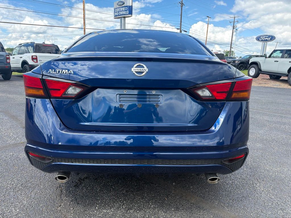 2021 Nissan Altima 2.5 S Blue at Bob Ruth Ford
