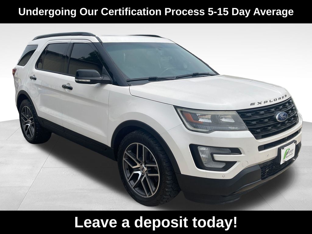 White Platinum Clearcoat Metallic 2016 Ford Explorer SUV / Crossover All-Wheel Drive 6-Speed Automatic