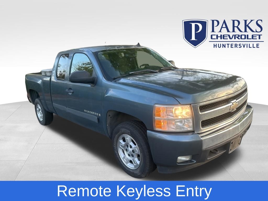 Blue Granite Metallic 2007 Chevrolet Silverado 1500 1LT Extended Cab RWD Pickup Truck Rear-Wheel Drive 4-Speed Automatic Overdrive