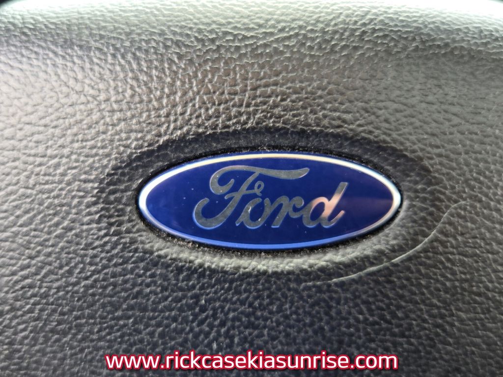 2016 Ford F-150 - $17,370