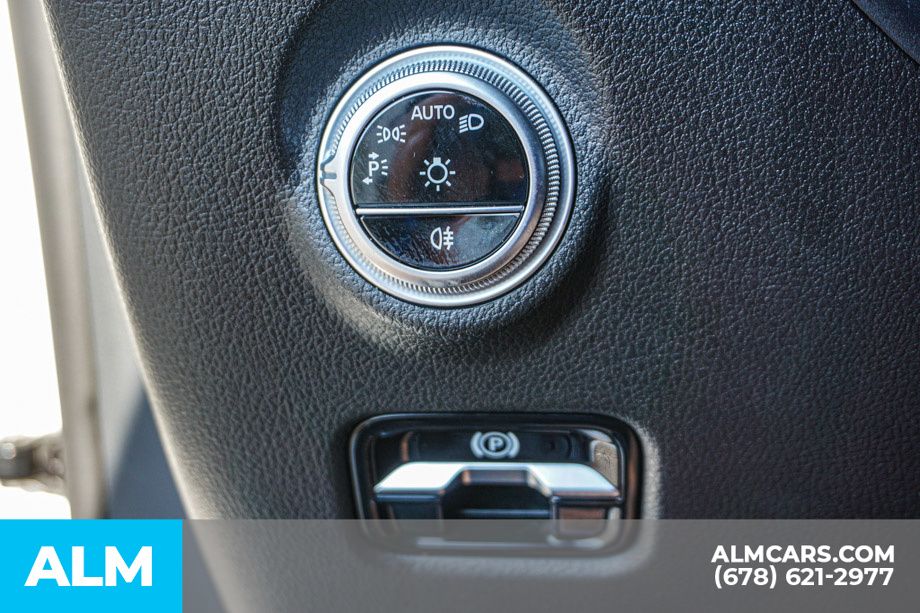 2023 Mercedes Benz C 300 photo 42