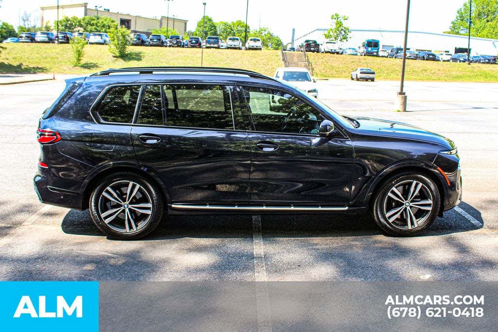 Used 2023 Black BMW xDrive40i image 9