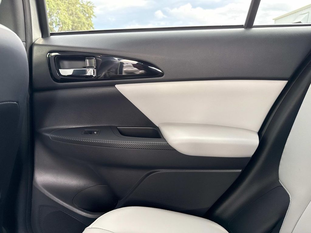 2025 Mitsubishi Eclipse Cross SEL - Photo 17