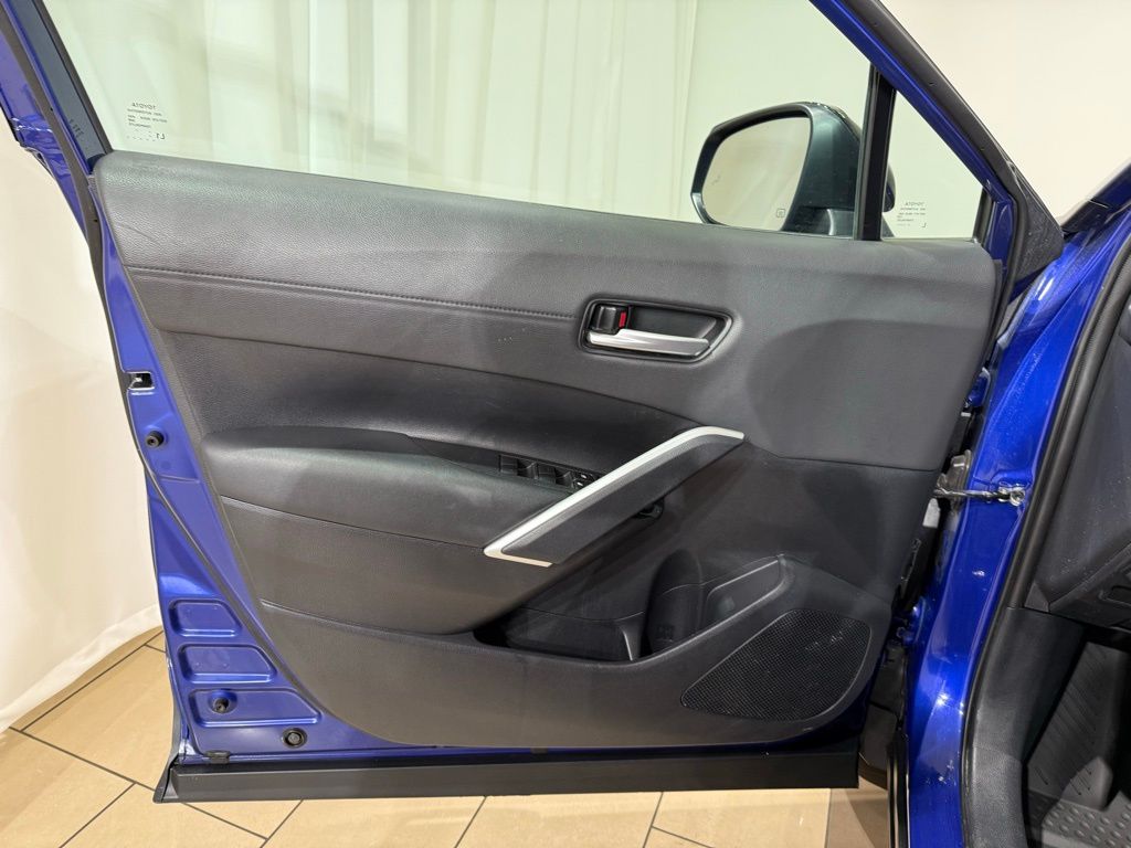 Thumbnail: 2025 Toyota Corolla Cross - 15