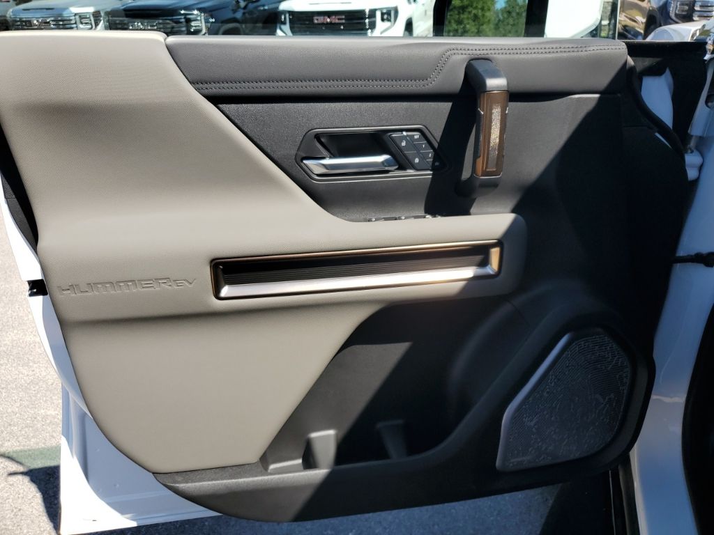 New Car 2025 Gmc Hummer Ev Suv  2x For Sale Under $100,000 In Austin, Texas